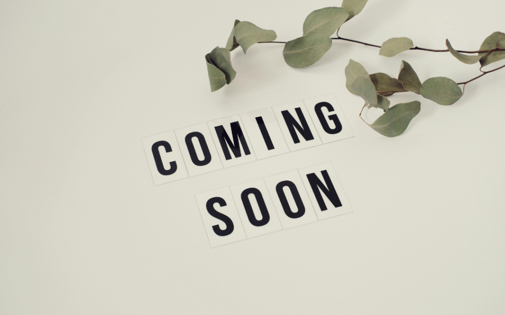 Imagen Coming Soon Próximamente con anuncio de nuevos kits y herramientas en desarrollo para el proyecto de transformación personal